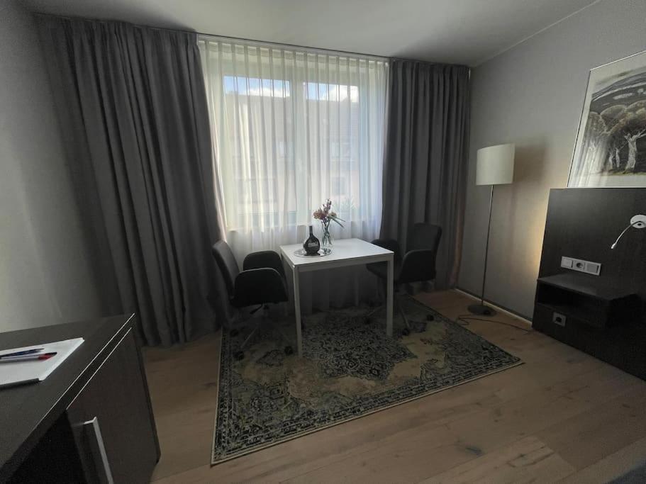 Gemuetliches 778 Apartment Naehe Medienhafen S-Bahn Und Free Parken Ντίσελντορφ Εξωτερικό φωτογραφία